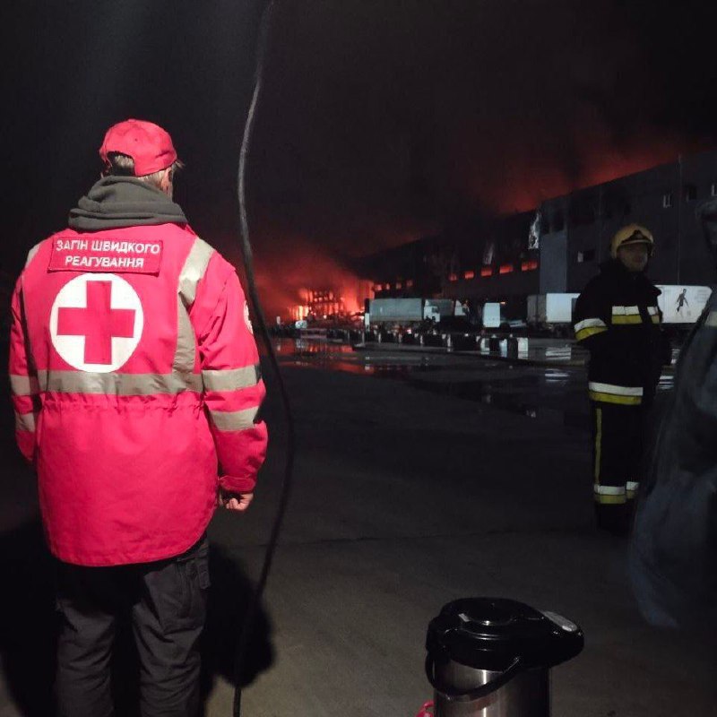 В Одесской области в результате ракетного обстрела РФ уничтожен склад гуманитарной помощи Красного Креста Украины
