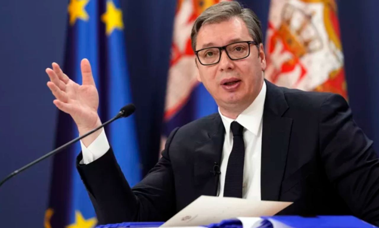 Президент Сербии Александр Вучич заявил, что в ближайшее время покинет пост главы правящей Сербской прогрессивной партии