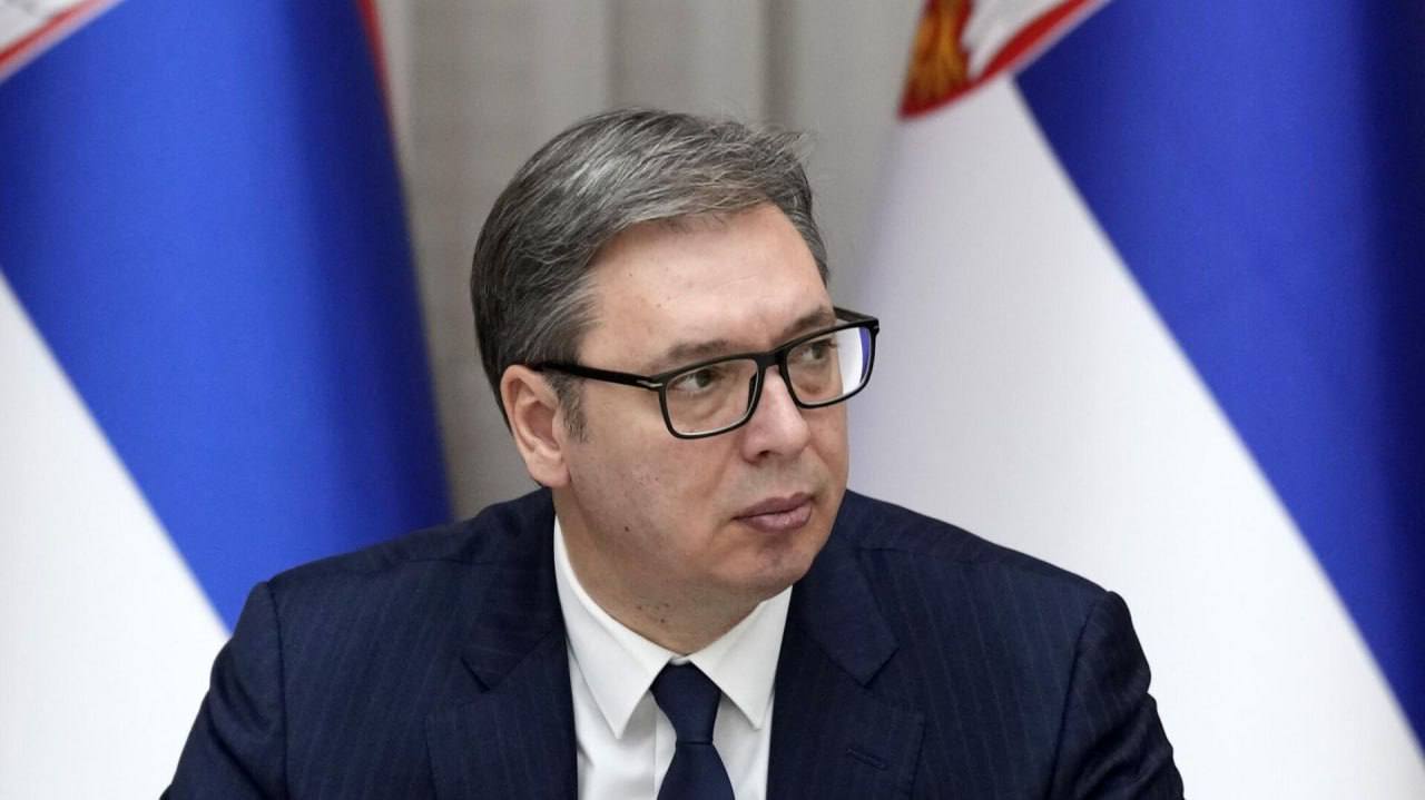 Вучич анонсировал свою отставку с поста главы правящей партии Сербии через несколько дней