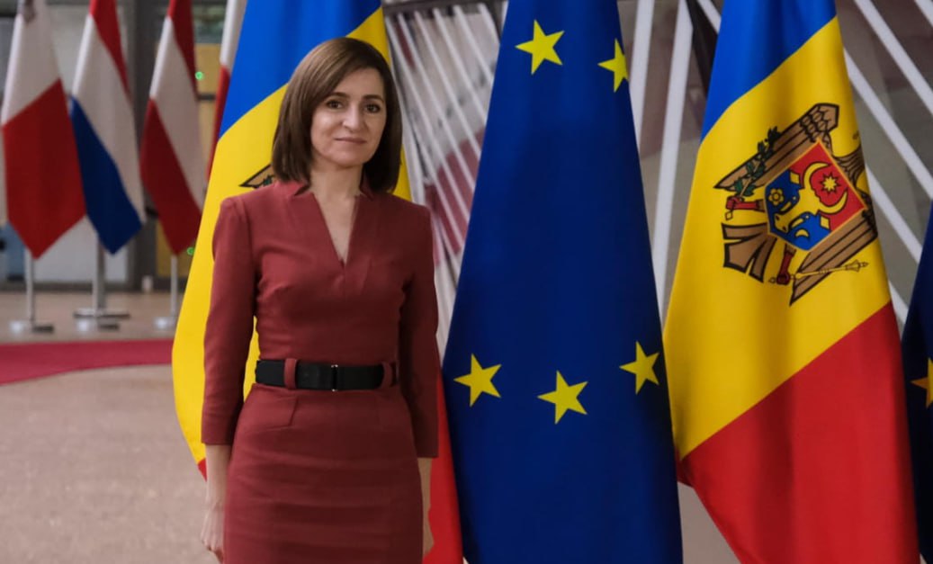 Президент Молдовы Майя Санду выступила с утверждением о том, что Россия весной пыталась свергнуть проевропейское правительство в Кишиневе и привести к власти пророссийские силы