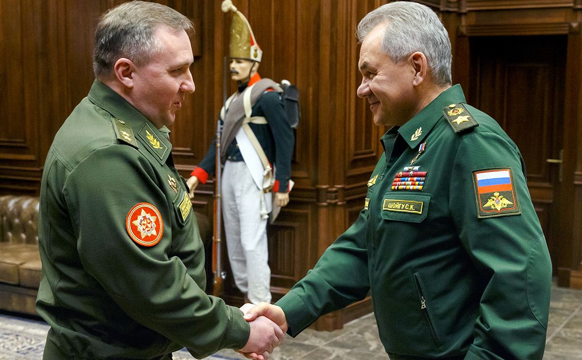 Министры обороны двух диктаторских режимов Шойгу и Хренин подписали документы о размещении российского нестратегического ядерного оружия в Беларуси