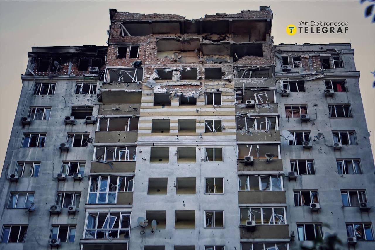 Наслідки нічної атаки дронів на Київ - Нацполіція