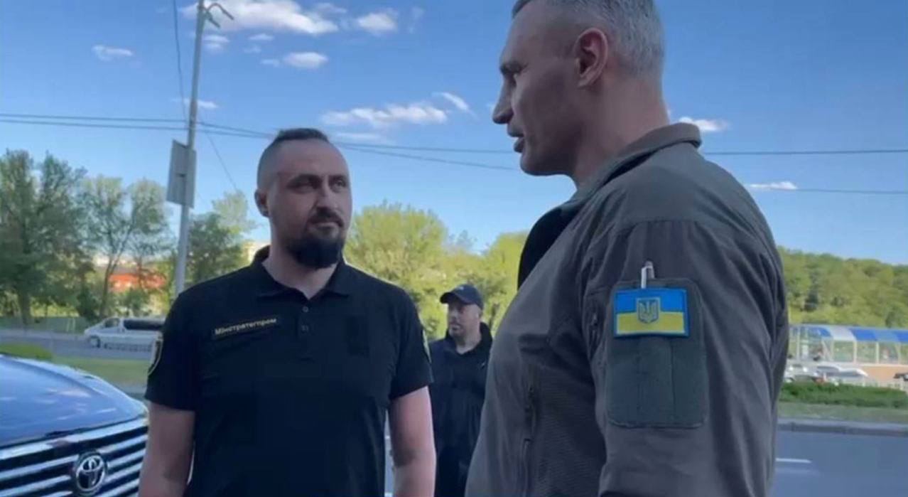 Мэр Киева Кличко и министр Камышин второй день проверяют состояние укрытий, из военной администрации никто не пришел