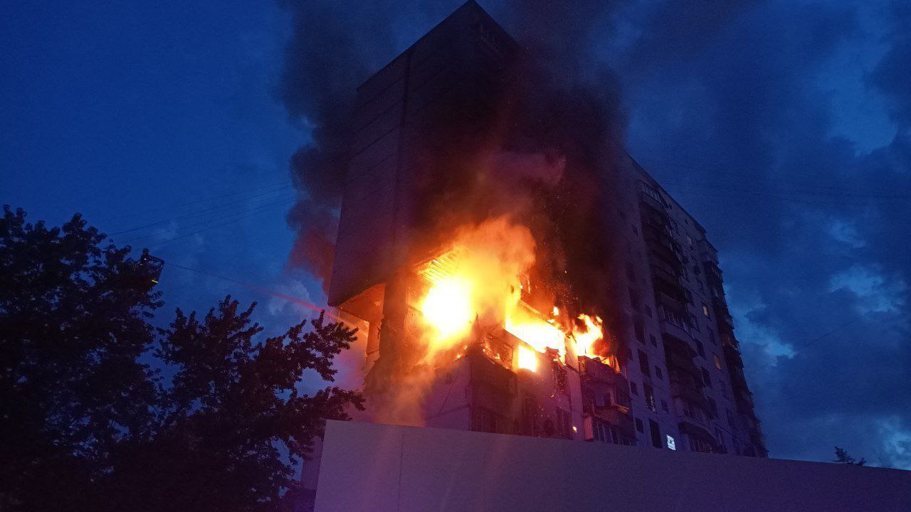 В Киеве произошел взрыв в жилом доме на 7 этаже с последующим разрушением конструкций - ГСЧС