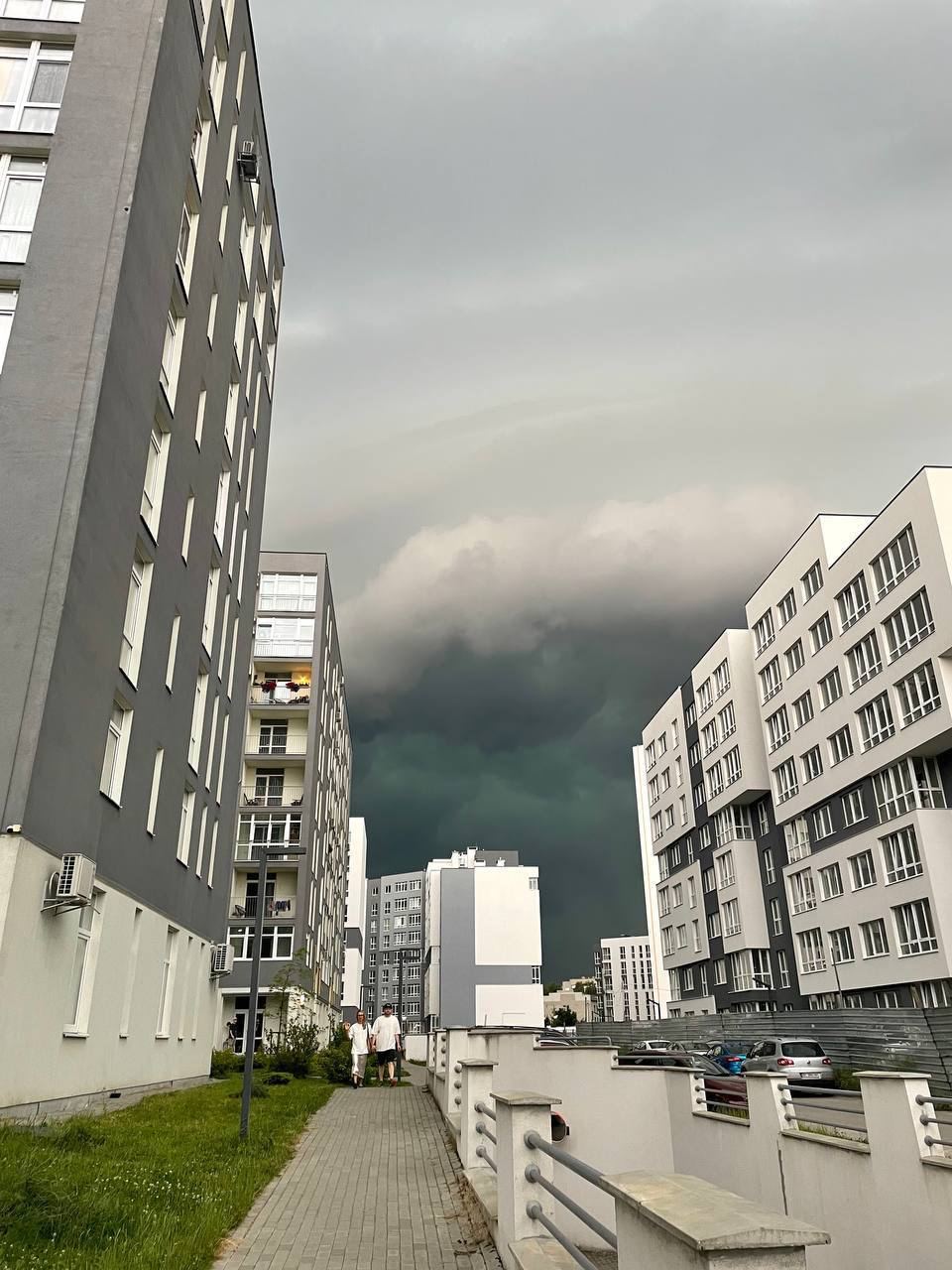 Во Львове - апокалипсис: город накрыла буря 