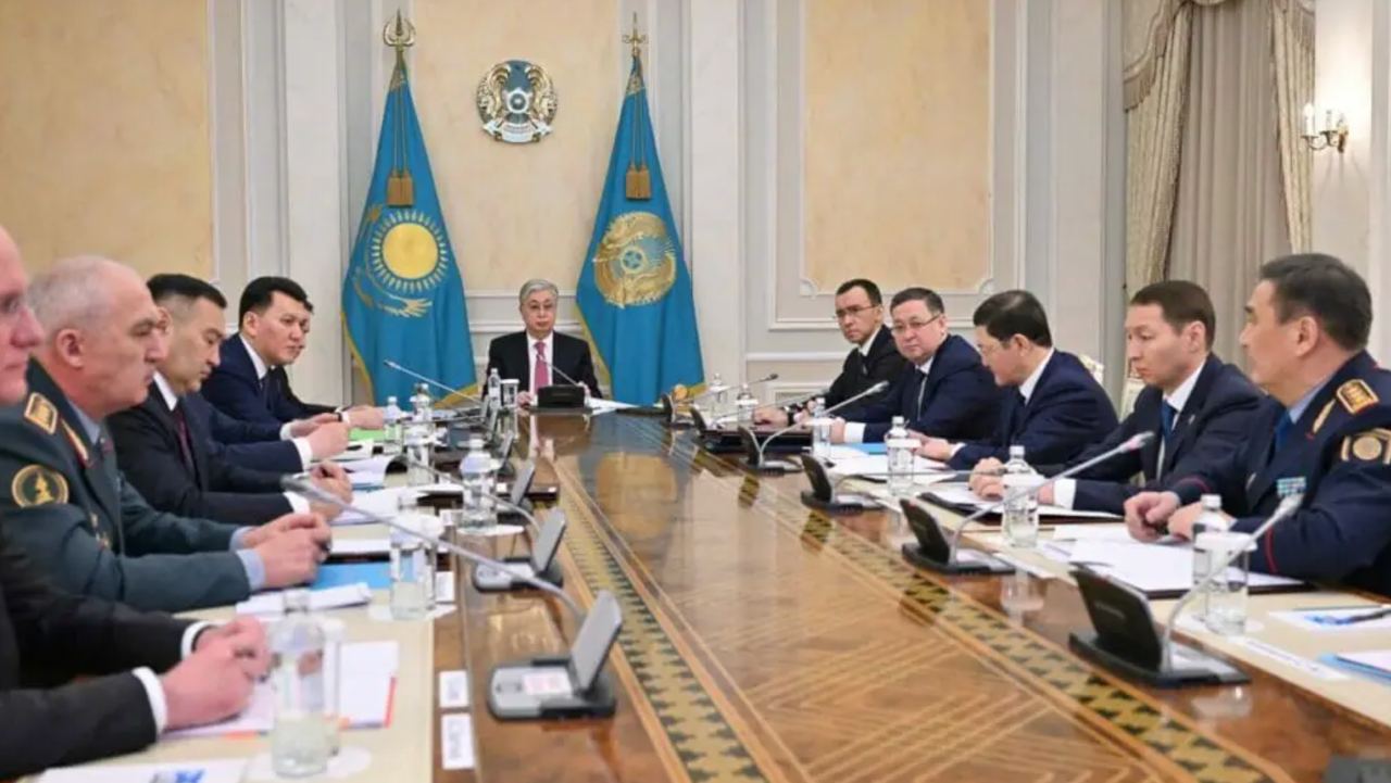 Президент Казахстана Токаев провел внеочередное