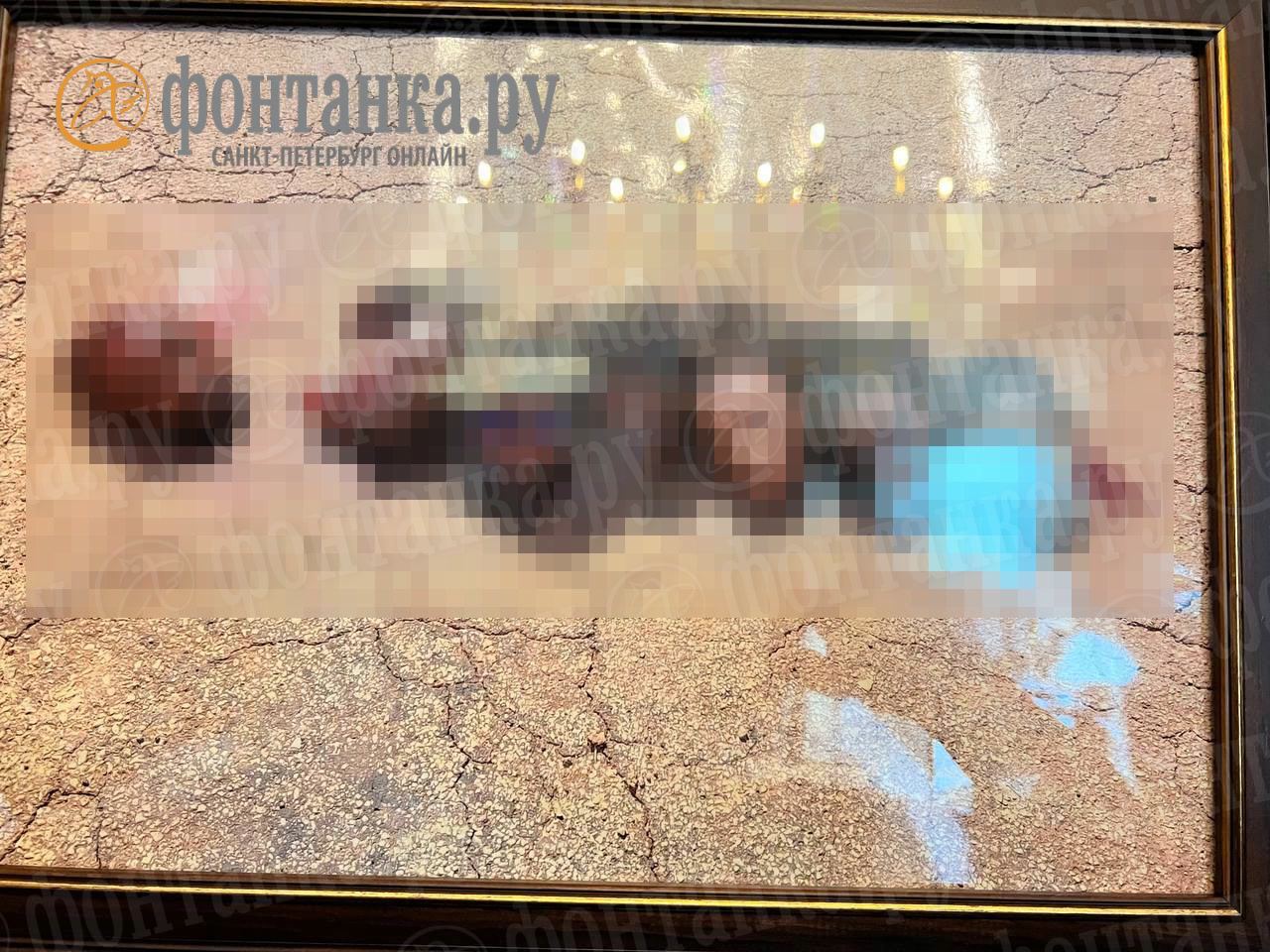 В доме у Пригожина нашли интереснейшее фото в рамочке: на нём изображены отрезанные головы на песке