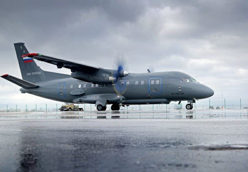 Украина национализировала пассажирский самолёт «АН-140-100», принадлежащий российской госкорпорации «Ростех»