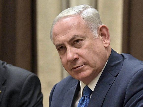 Премьера Израиля Биньямина Нетаньяху госпитализировали, сообщает местное издание Walla со ссылкой на источники в больнице