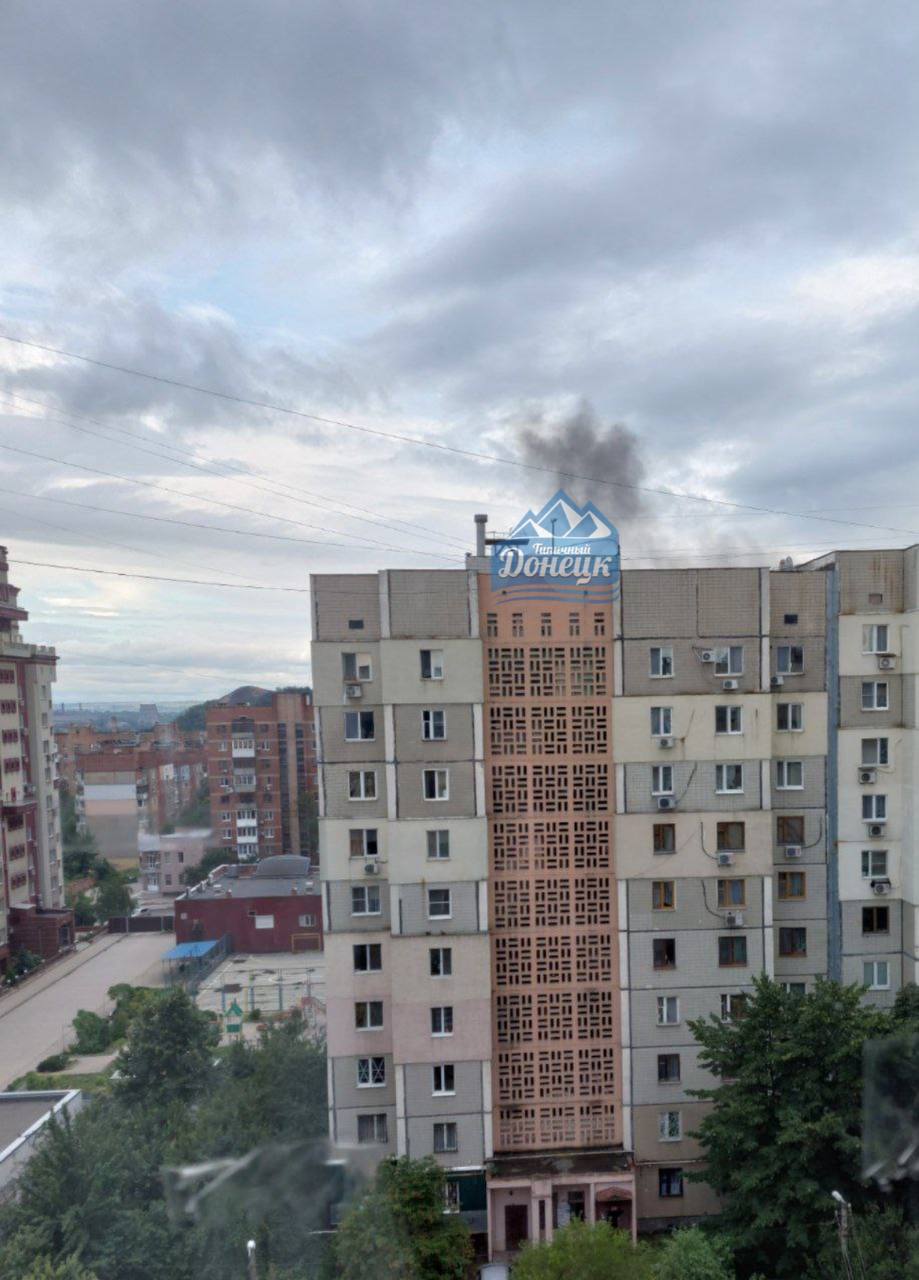 У Донецьку пролунали вибухи