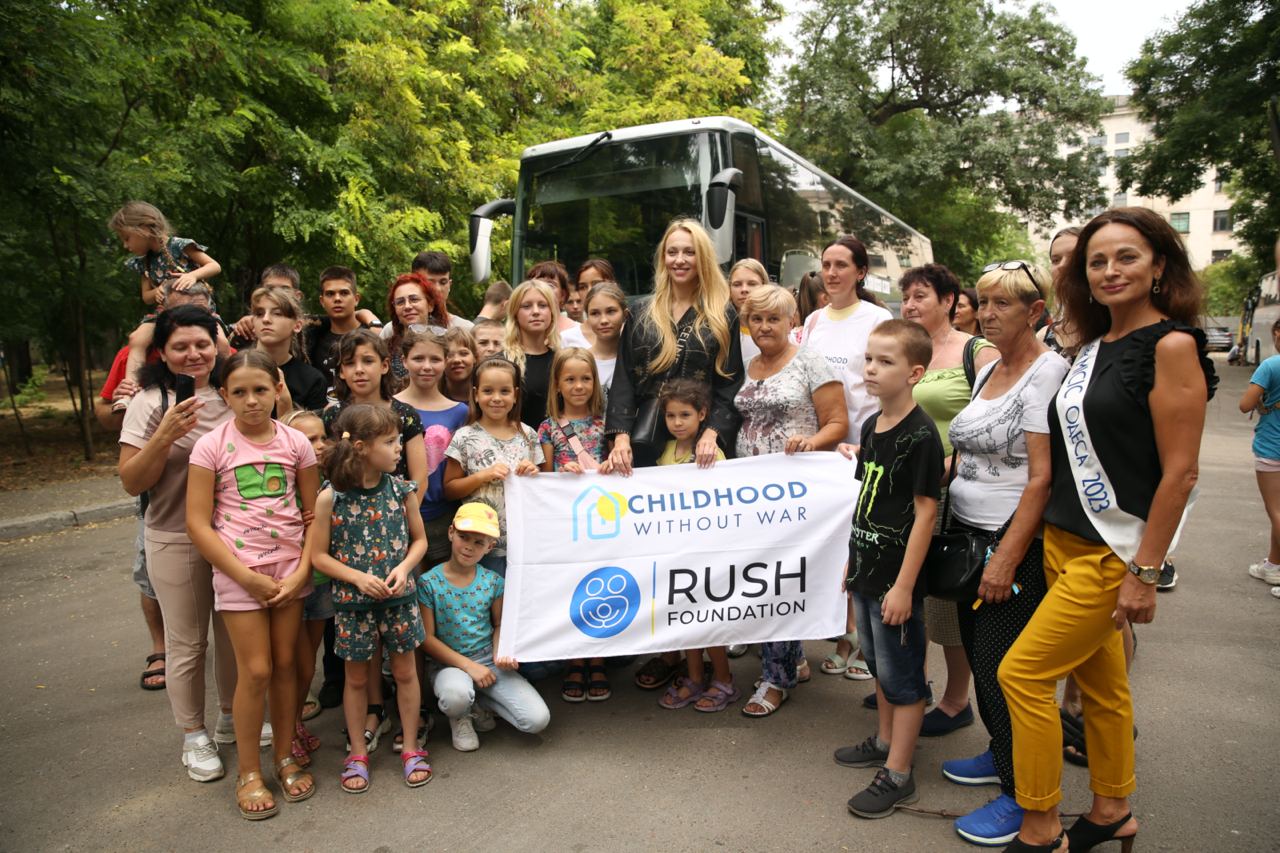 Благодійний Фонд Руслана Шостака відправив на оздоровлення до Туреччини ще 100 дітей-сиріт із прифронтових регіонів України