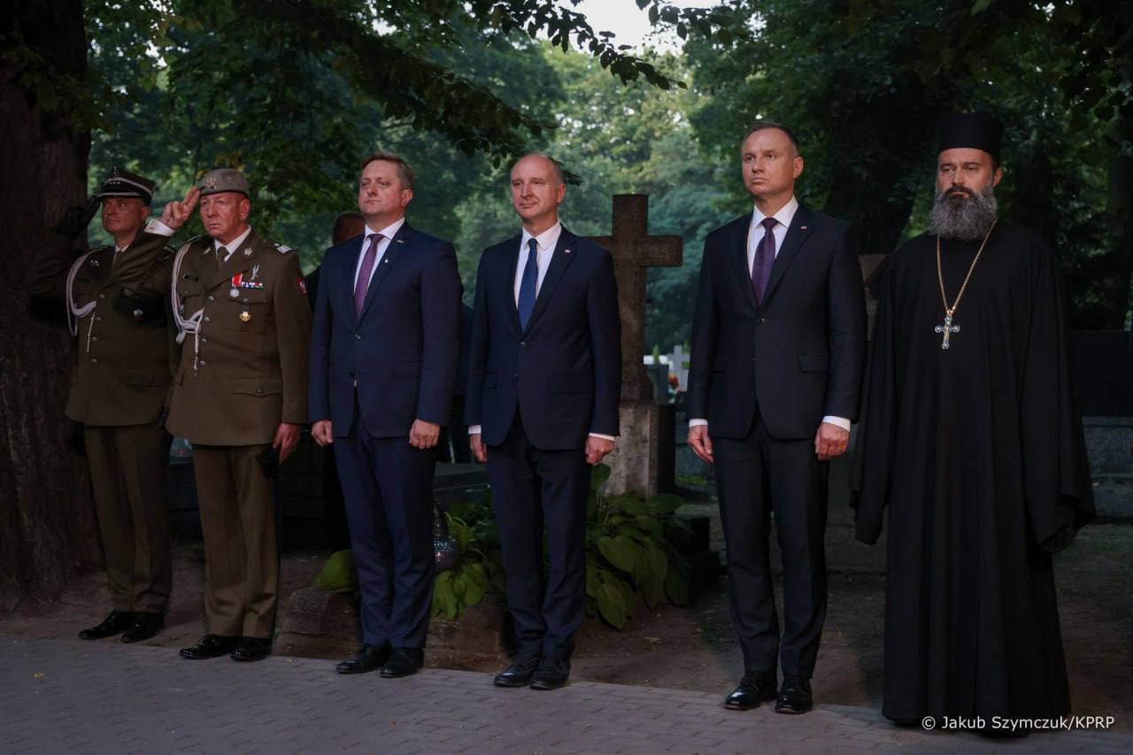 🇵🇱 Президент Польши Дуда почтил память воинов УНР