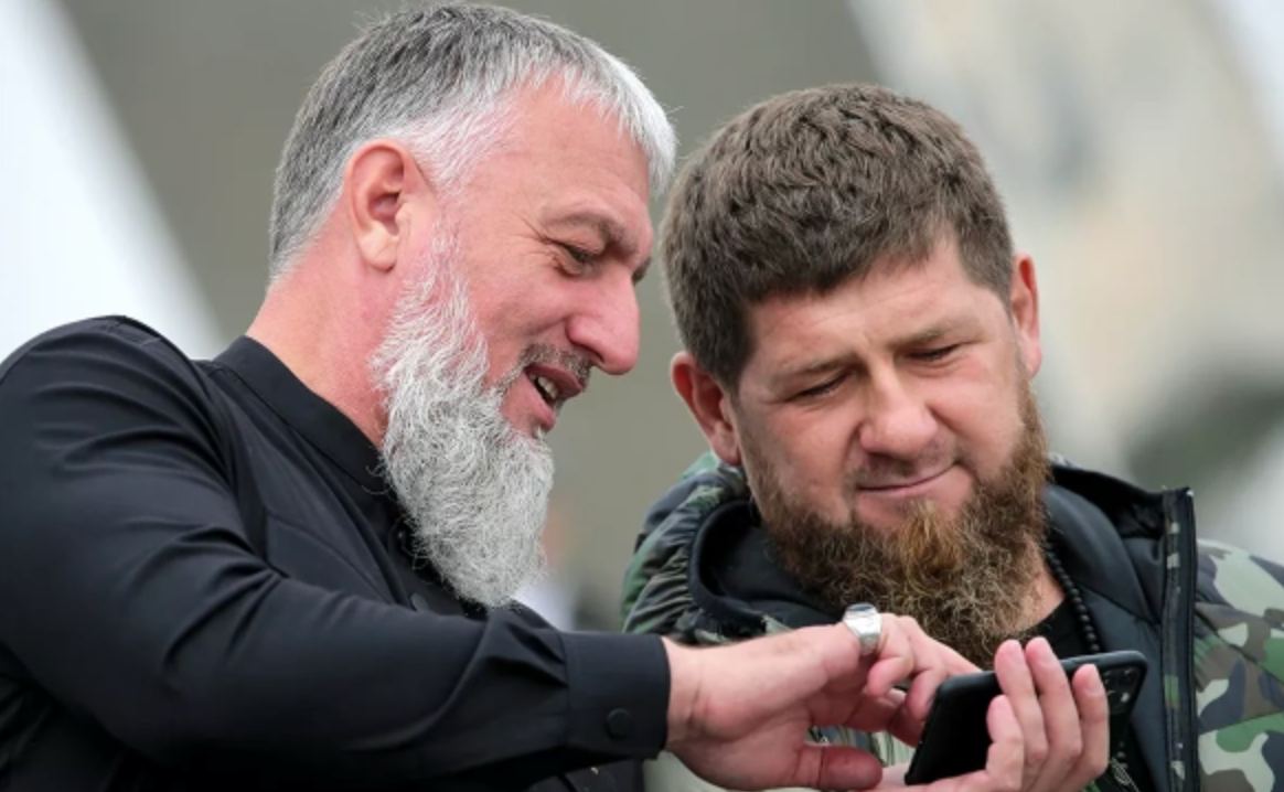 Депутат Госдумы от Чечни Адам Делимханов прокомментировал сообщение о сыне Кадырова, который избил обвиняемого в сожжении Корана Никиту Журавеля в СИЗО Грозного