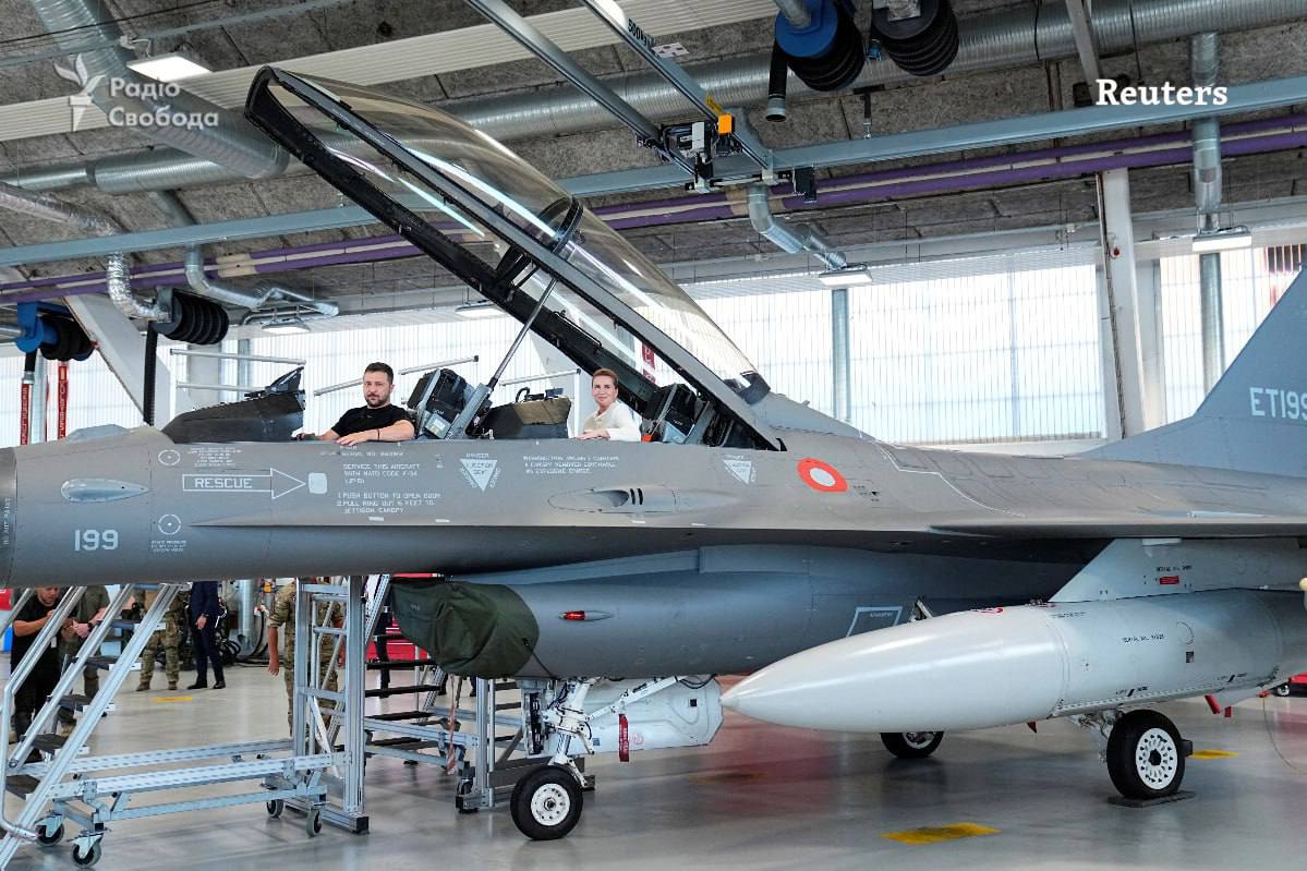 ❗️Данія передасть Україні 19 літаків F-16, — прем'єр-міністерка Данії на брифінгу