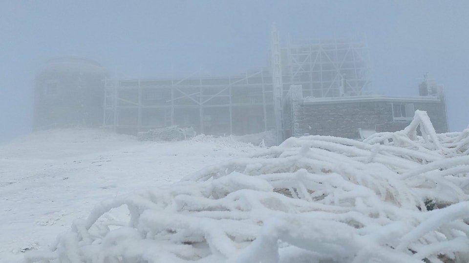 Перші морози прийшли в Україну: температура повітря опустилася до -5°